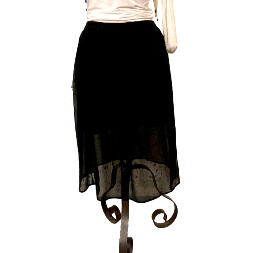 Lucca Coulture black skirt size 8
